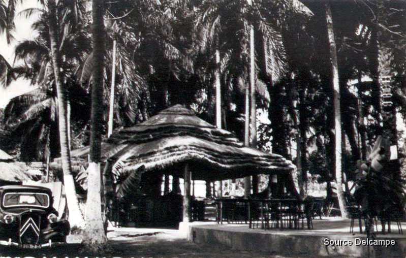 Guinee Conakry le Bar de la Plantation.jpg